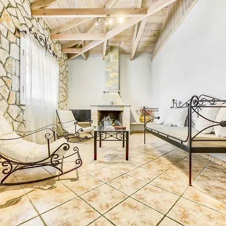 Marathonisi With Private Pool *