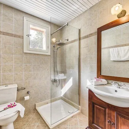Marathonisi With Private Pool Вилла *
